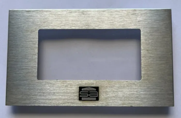 Tape Deck Gradiente - Porta do Compartimento de Fita