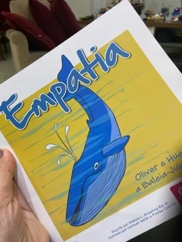 Empatia: Oliver e Hugo, a Baleia-Jubarte | Educação Socioemocional ? livro infantil