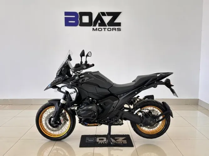 BMW R1300GS TRIPLE BLACK 2024