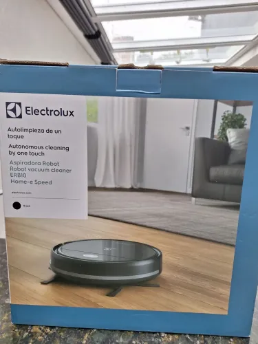Aspirador robô Electelrolux ERB10