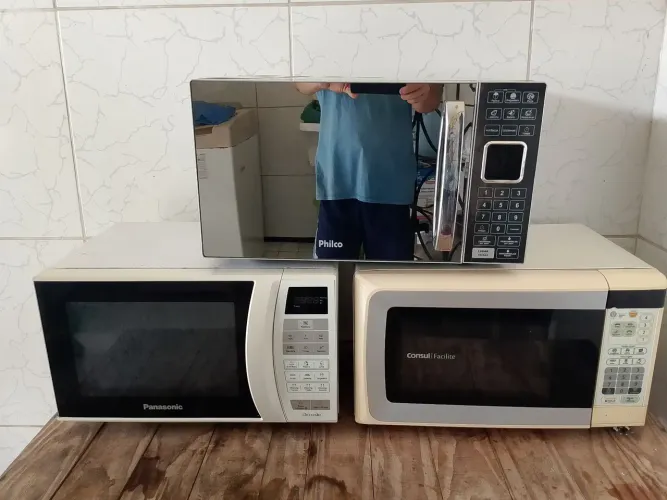 3 microondas pra conserto porR$ 300
