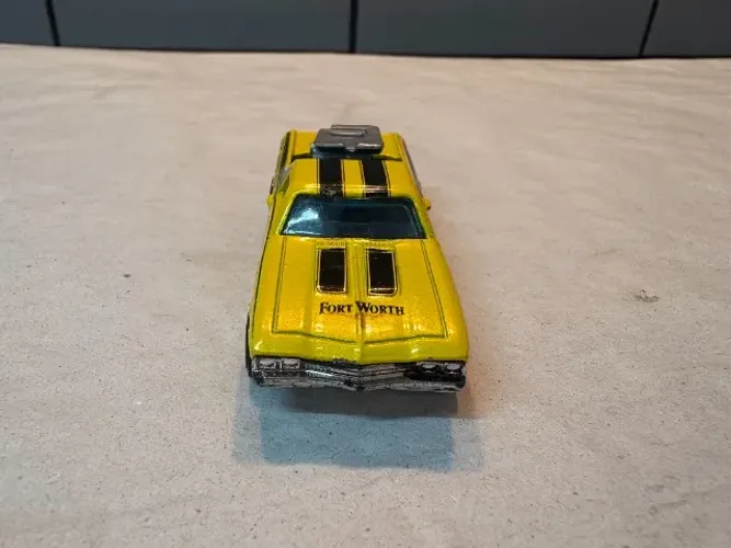 Hot Wheels 68 EL Camino 2011 Fort Worth - usado - leia