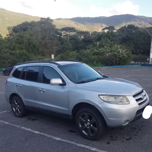 Hyundai Santa Fe GLS 2.7 V6 4x4tiptronic 2010