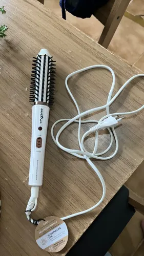 Escova secadora Britânia seminova 110volts