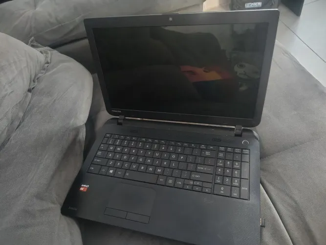 Notebook Semp Toshiba