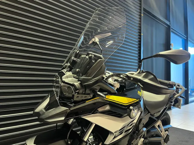 BMW F750 GS 40 anos
