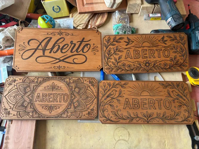 Placa Aberto Fechado Premium - Compensado de Madeira de Lei 6mm