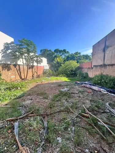 O P O R T U N I D A D E - Terreno no Bairro Santa Cruz I