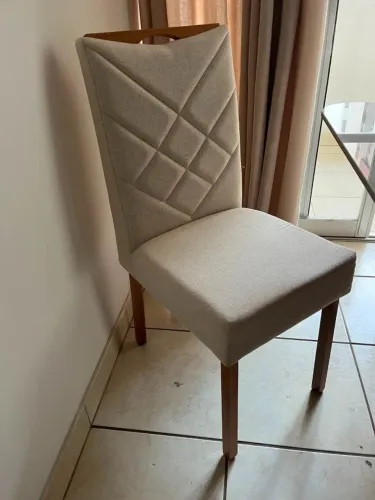 Conjunto de cadeiras - 6 unidades