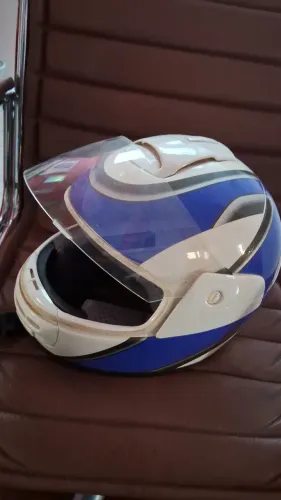 Capacete Importado Japonês Novo valir 400 Reais retirar na Estação monotrilho SãoLucas zl 
