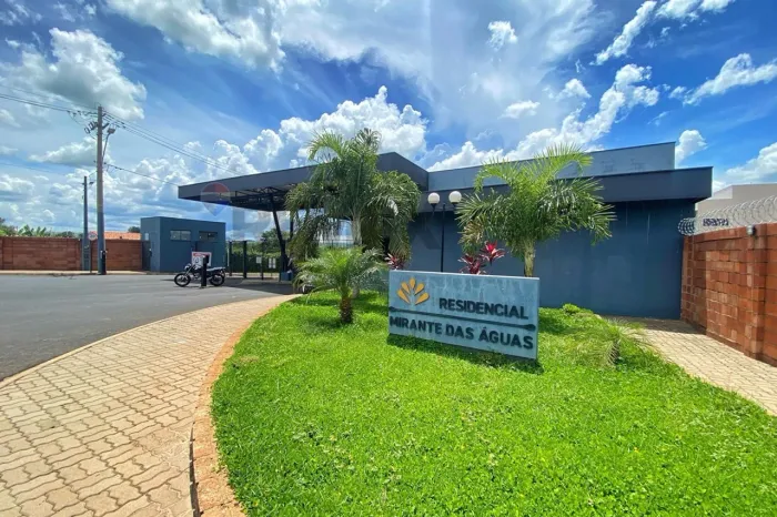 Terreno - 1.528m² - Cajuru - Venda
