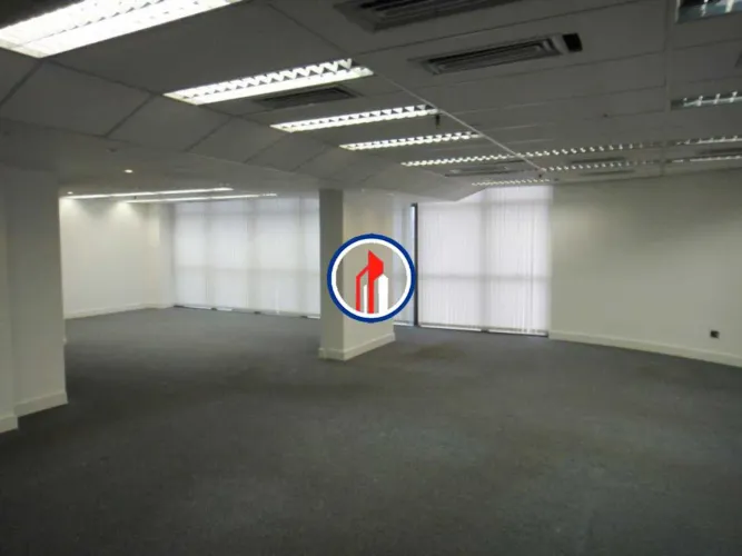 Sala : / Comercial / Centro