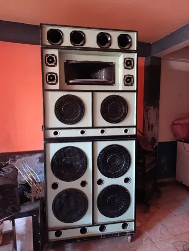 Vende Som. Não tem os aparelhos
