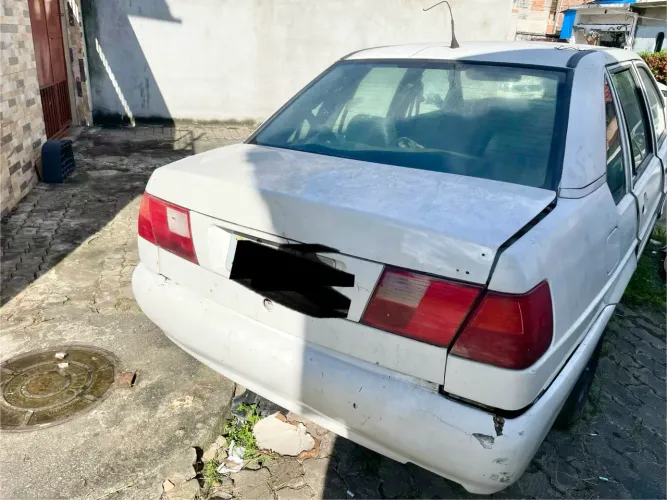 Peças Santana 2000