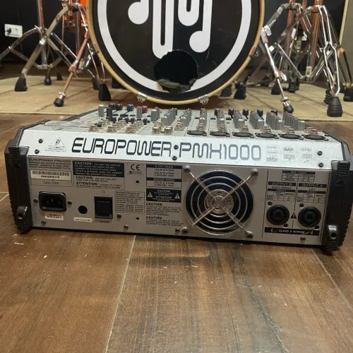 Mesa de som behringer euro PMX1000 amplificação não funciona de R$ 1849,00 por R$ 900,00