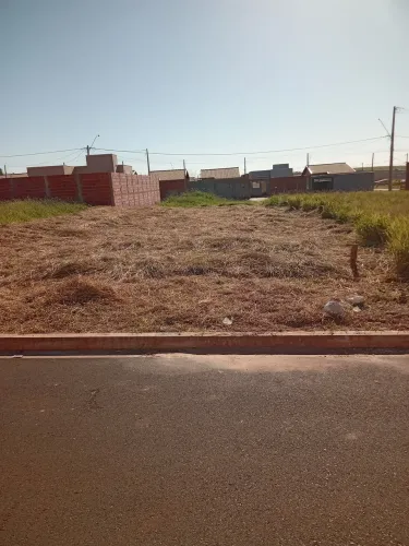 Terreno 9x20 20.000,00 entrada