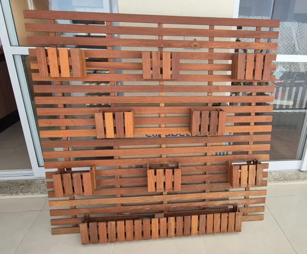Painel ripado para jardim