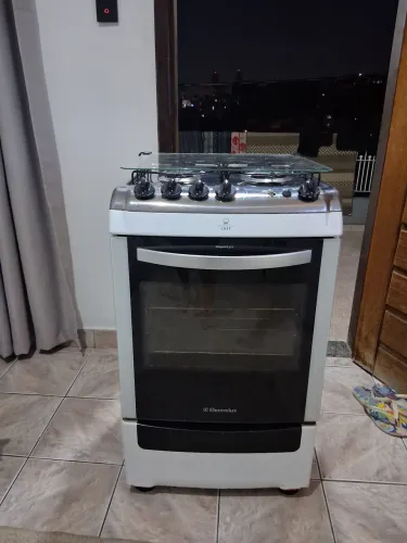 Fogão eletrolux 4 Bocas (Ótimo estado)
