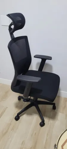 Cadeira Tok&Stock ergométrica NOVA de escritório 