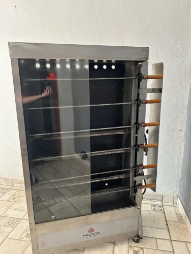 Assador De Frangos Rotativo Tubular 6 Espetos Cap. 30 Peças PR-634 N GLP - Progás