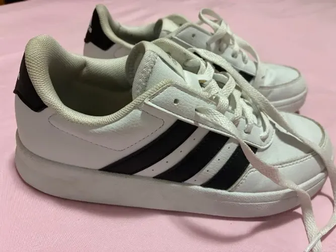 Tênis Adidas original 37