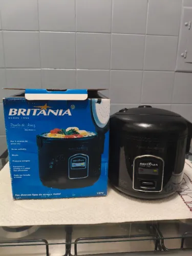 Panela de arroz elétrica Britânia 