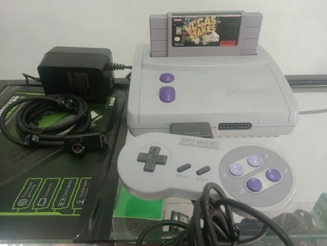 Super Nintendo (slim)