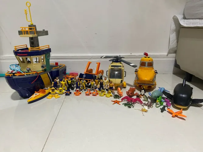 Combo Imaginext Aquático Completo - Barco, Submarino, Helicóptero e Bonecos
