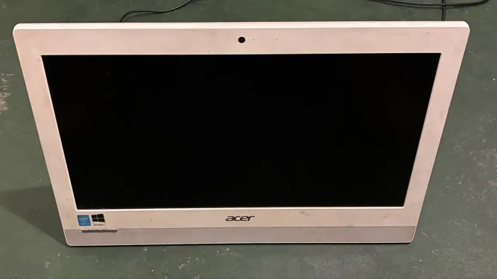 PC aio Acer i3