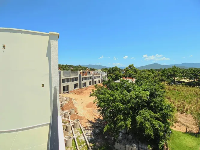 Crédito Real Garopaba venda casa / sobrado na praia do rosa em Imbituba - SC