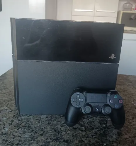 PlayStation 4 Fat 500GB Semi-Novo + 1 Jogo Aleatorio
