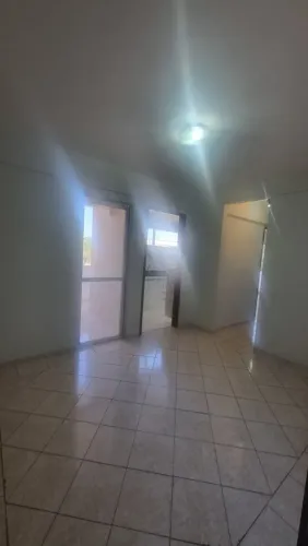 Imóvel para aluguel tem 80 metros quadrados com 2 quartos, SENDO UM SUÍTE - Guará I - Bra
