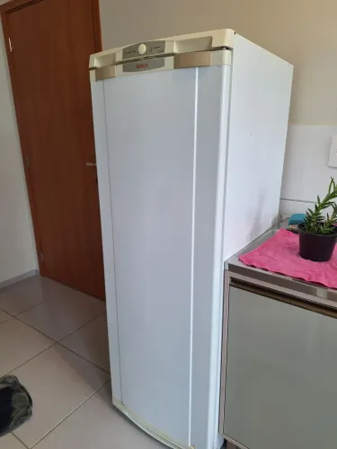 Geladeira Bosch 320 Semiautomática