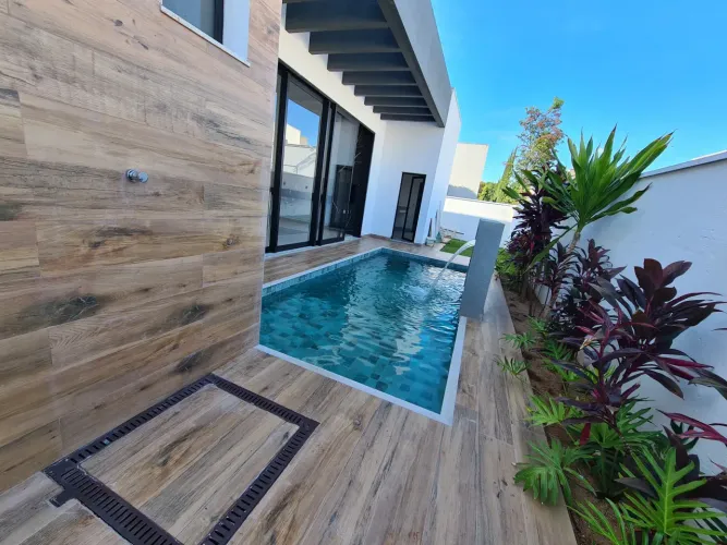 Condomínio Jardins Gênova, Casa Térrea, 4 Suítes com Closets, Sala em 03 Ambientes, Piscin