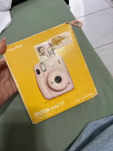 Câmera Instax mini 11