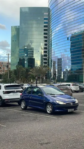 Peugeot 206 Selection/ Sensation 1.0 16V 3P 2001