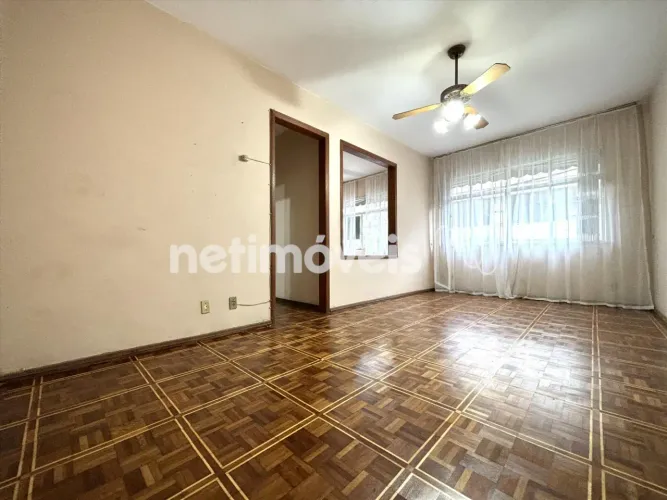 Apartamento na Rua Cambaúba - Jardim Guanabara.