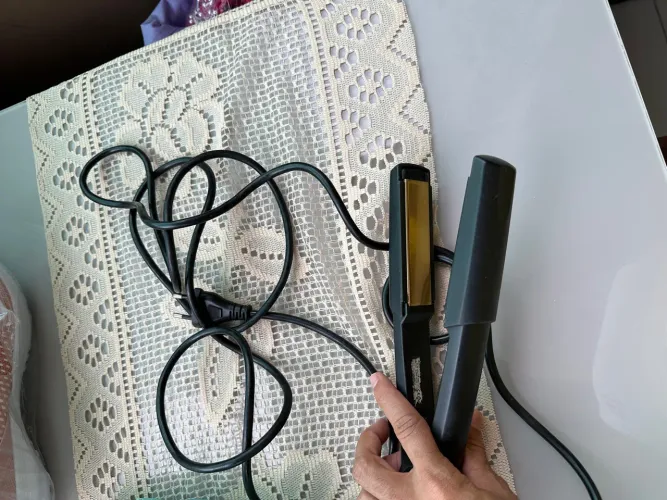 Vendo prancha de cabelo cerâmica marca Gama
