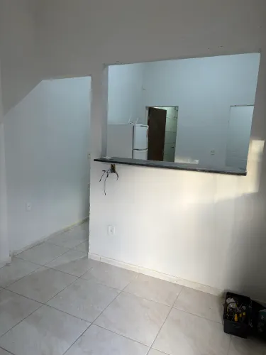 Alugo casa