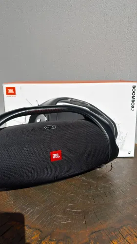 Jbl boombox 02
