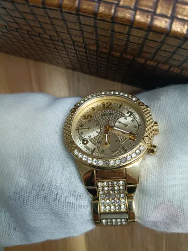 Relógio Guess fem original luxuoso pouco uso