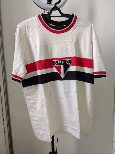 Camisa do São Paulo retrô