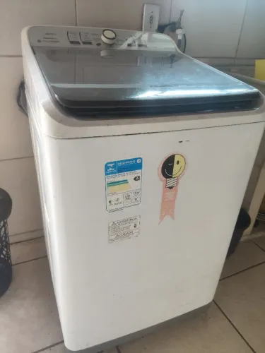 VENDO MÁQUINA DE LAVAR PANASONIC 12 KG