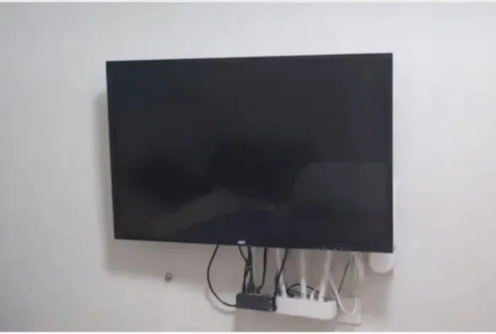 Tv AOC 