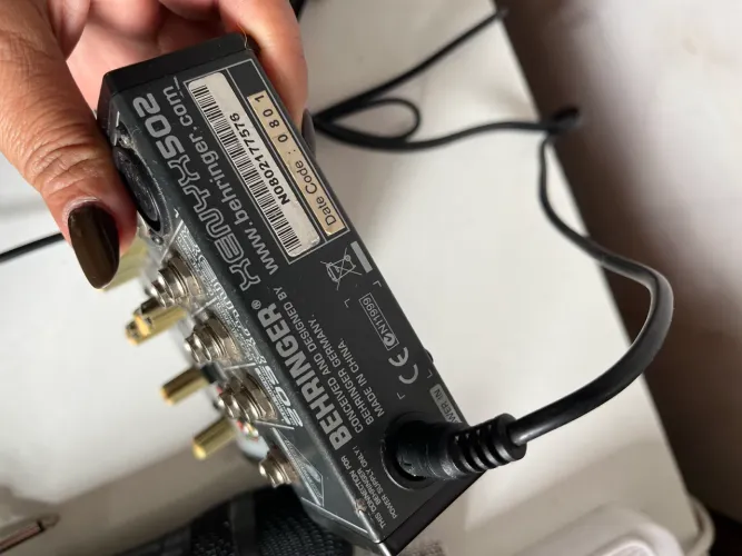 Mesa De Som Behringer Xenyx 502 (Usado)