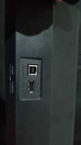 Vendo esse teclado da marca Cássio novinho completo