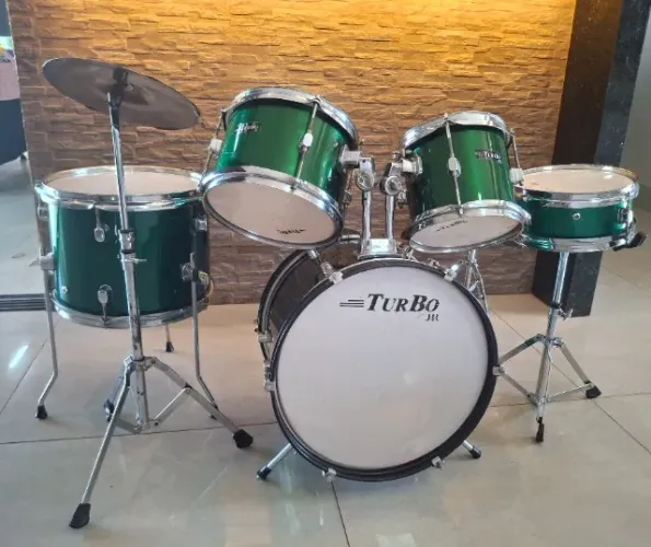 Bateria turbo Jr Super Conservada