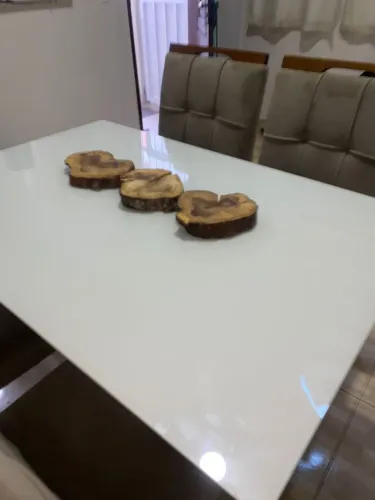 Vendo mesa jantar 4 cadeiras , tok stok