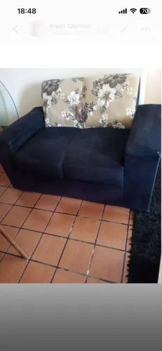 Vendo sofá 2 lugares belíssimo perfeito sem nem uma avaria