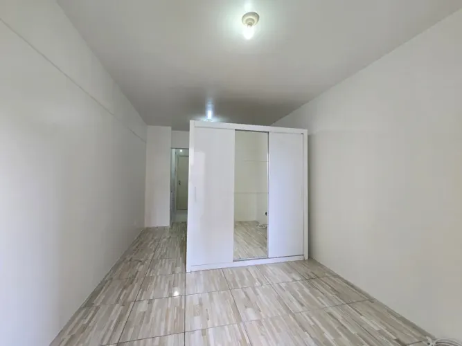 KIT c/ GARAGEM, próx. Metrô São Joaquim, Hospital Sancta Maggiore Madrid, UNINOVE, FMU, UN